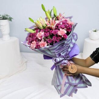 lilies, carnations & daisies bouquet
