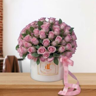 pink roses lux box bouquet