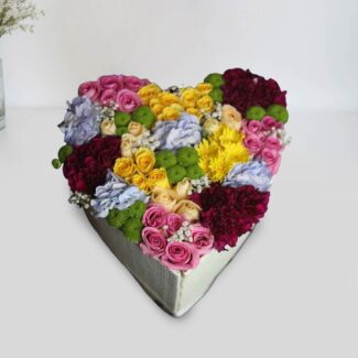 roses heart box bouquet
