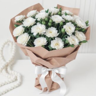 white astoma bouquet